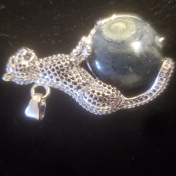 New Silver Wrapped Kambaba Jasper Leopard Pendant. - Picture 3 of 8